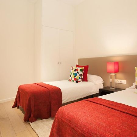 Rent Top Apartments Avenida Diagonal Barcelona Bagian luar foto