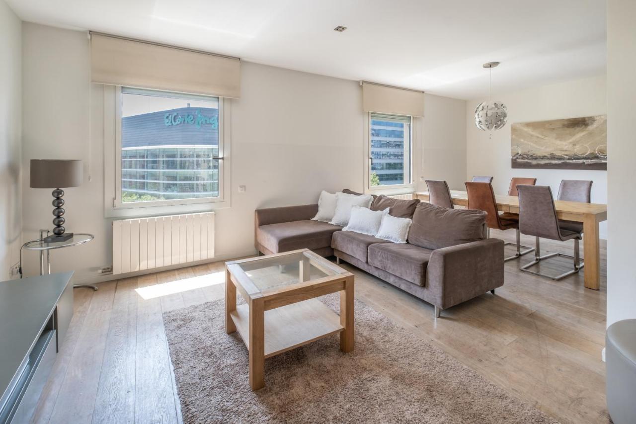 Rent Top Apartments Avenida Diagonal Barcelona Bagian luar foto
