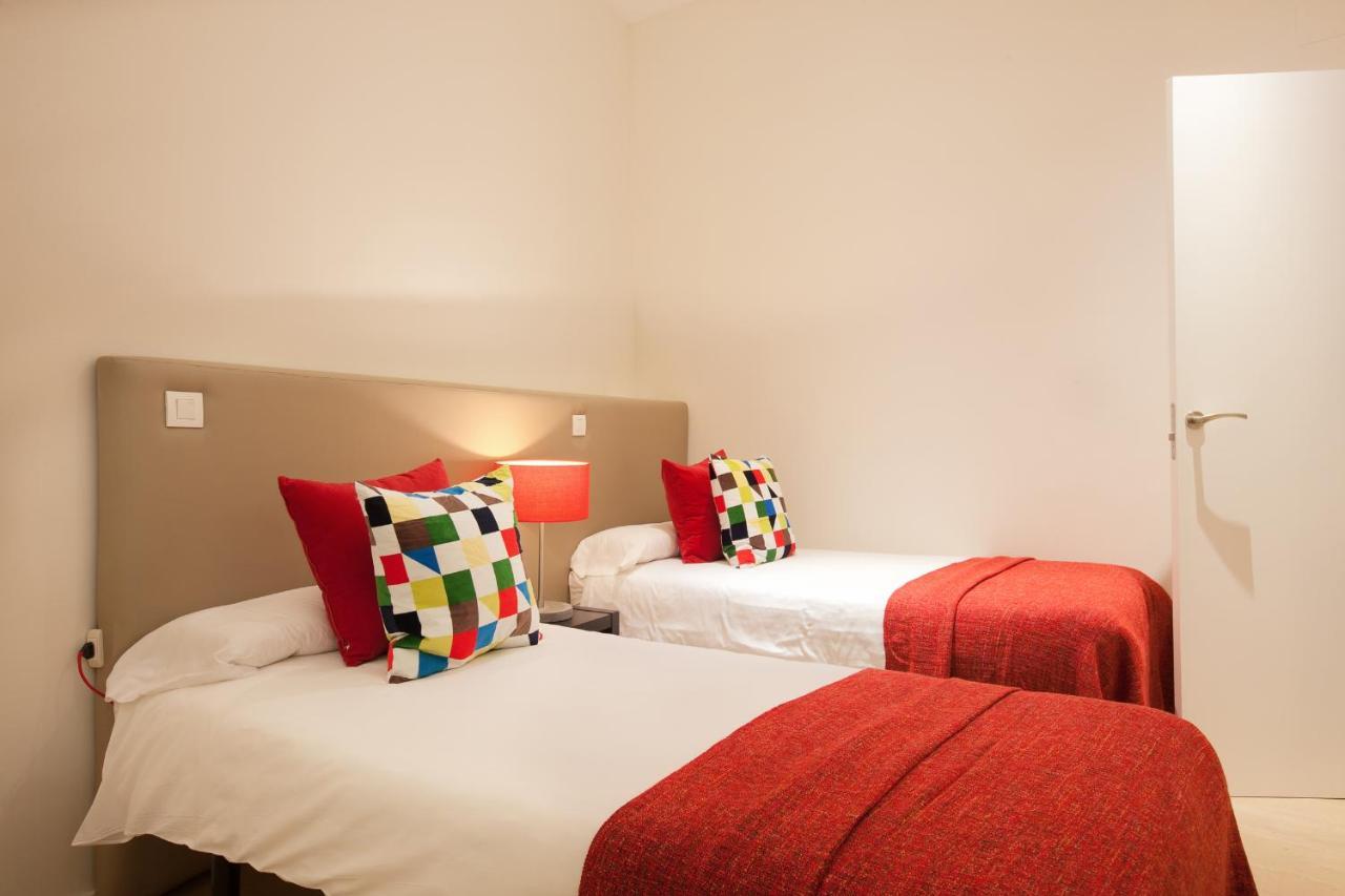 Rent Top Apartments Avenida Diagonal Barcelona Bagian luar foto