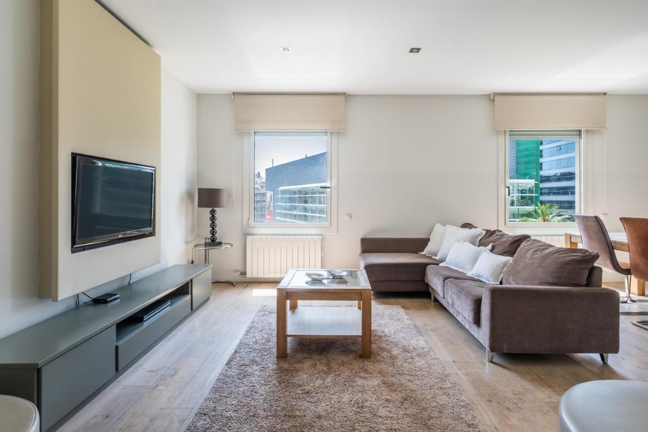 Rent Top Apartments Avenida Diagonal Barcelona Bagian luar foto